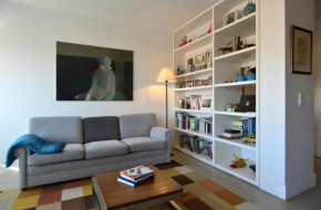 Central Apartment, Bairro dos Actores